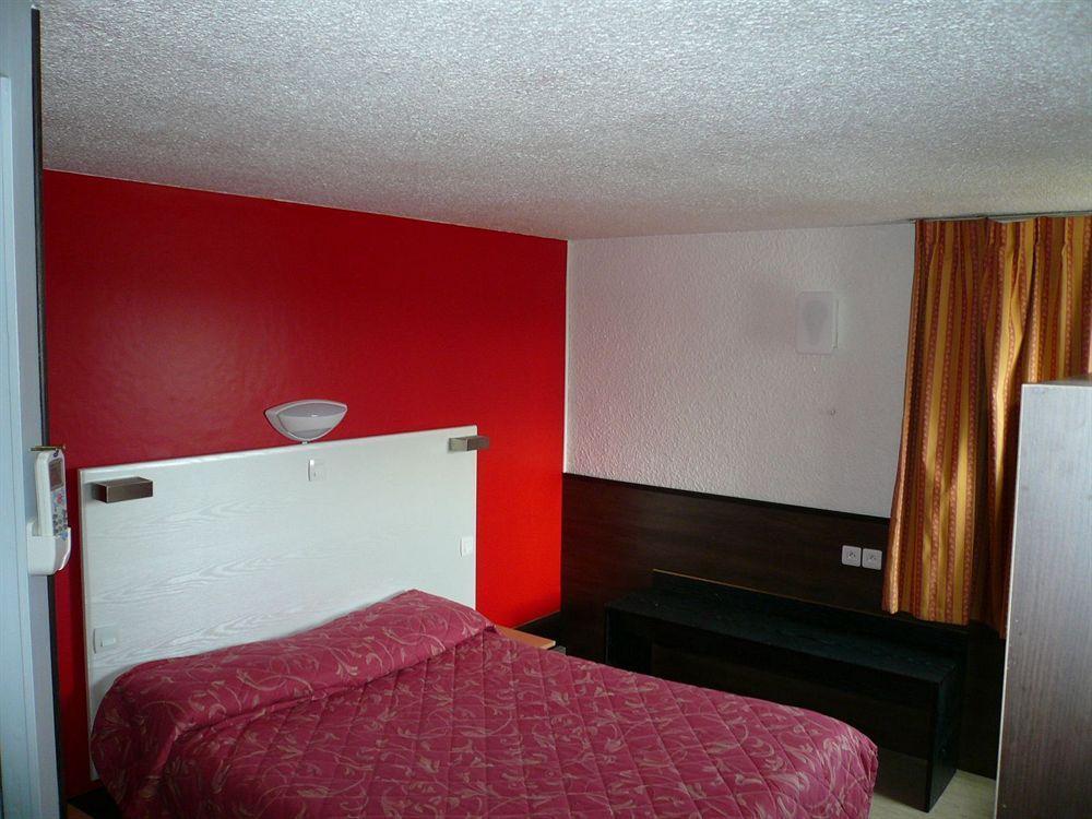 קאן Hotel Les Tourrades מראה חיצוני תמונה