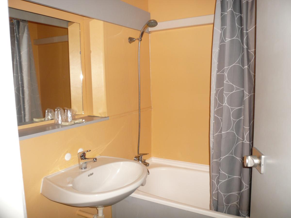 קאן Hotel Les Tourrades מראה חיצוני תמונה