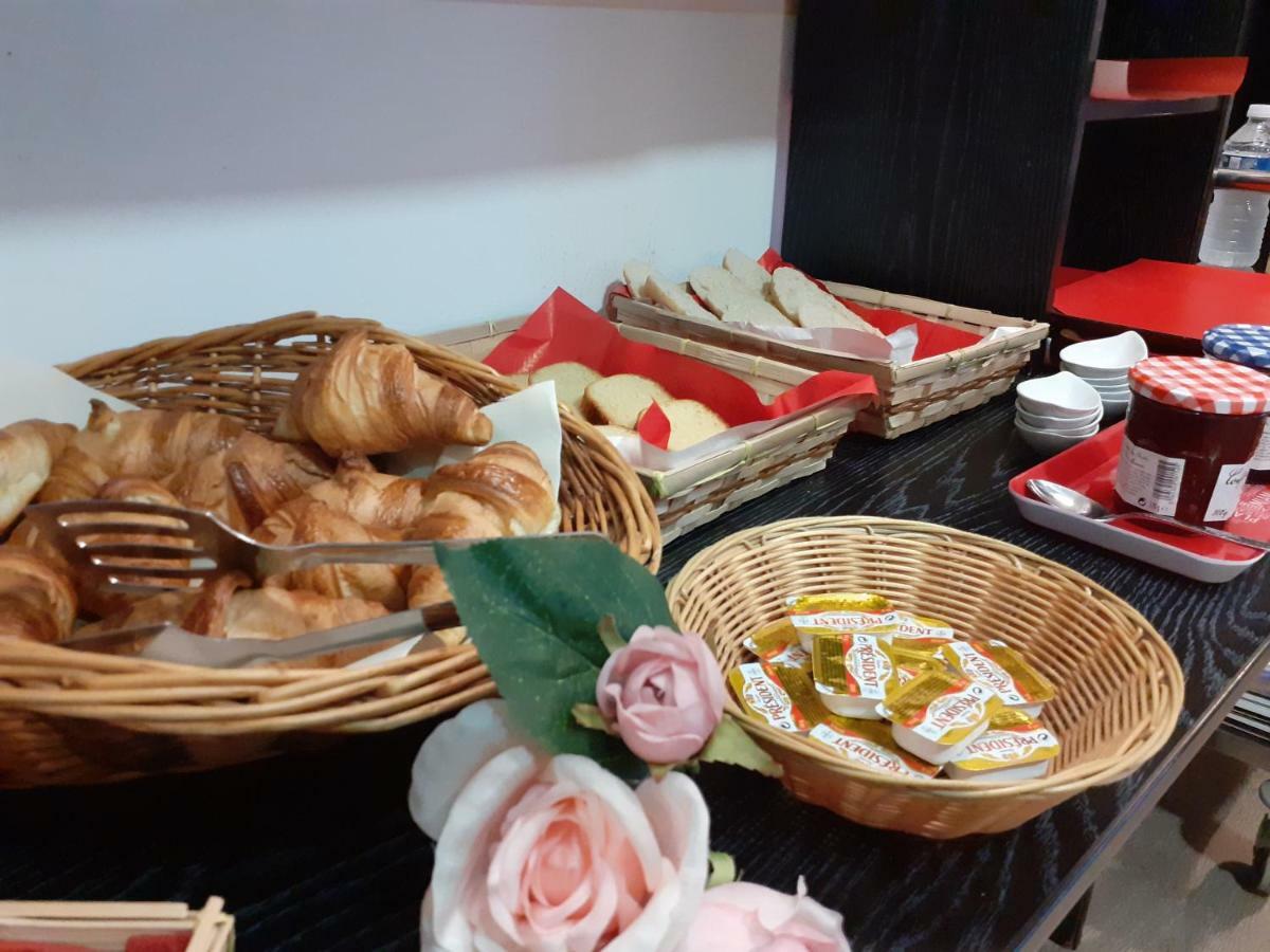 קאן Hotel Les Tourrades מראה חיצוני תמונה